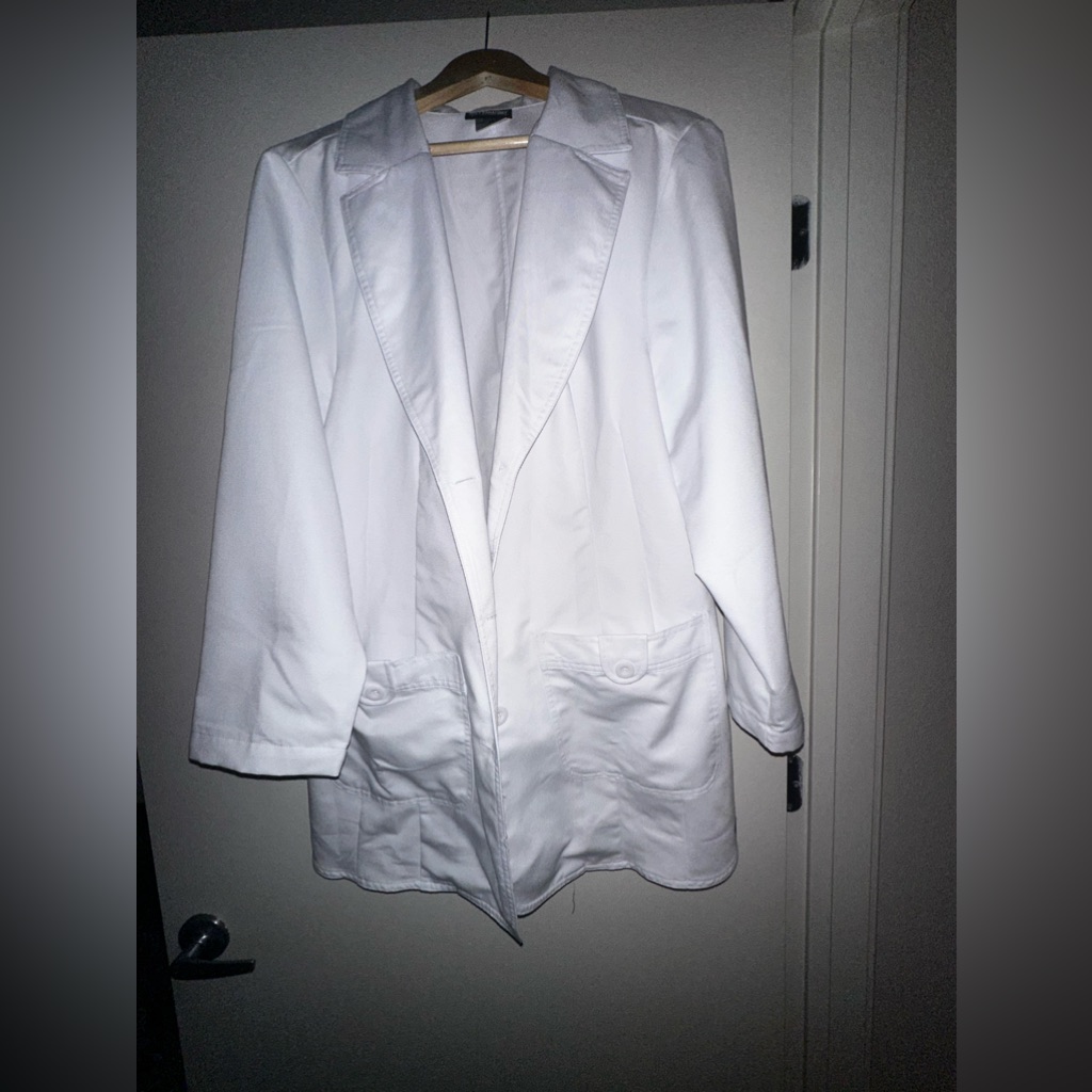 Practically Lab Coat !